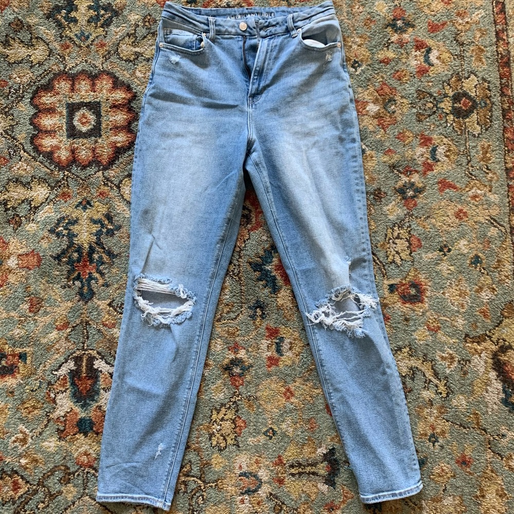 American Eagle Pre-ripped Light Wash Denim Jeans